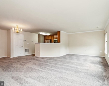 2801 Chinkapin Oak Lane - Photo Thumbnail 3