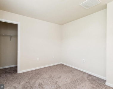 2801 Chinkapin Oak Lane - Photo Thumbnail 20