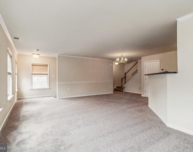 2801 Chinkapin Oak Lane - Photo Thumbnail 4