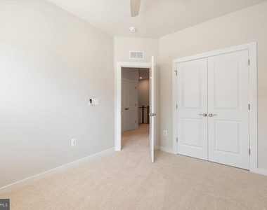 14170 Slate Street - Photo Thumbnail 19