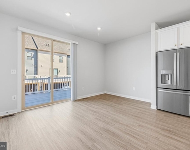 14170 Slate Street - Photo Thumbnail 8