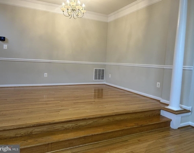 42997 Kennerly Terrace - Photo Thumbnail 9