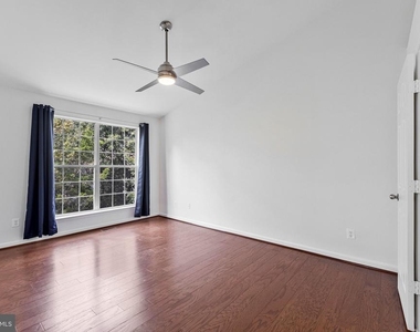21799 Baldwin Square - Photo Thumbnail 22