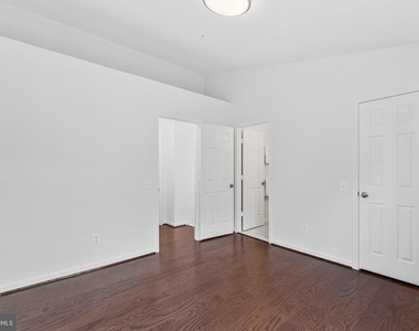 21799 Baldwin Square - Photo Thumbnail 18