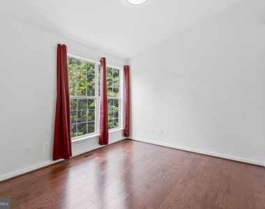 21799 Baldwin Square - Photo Thumbnail 17