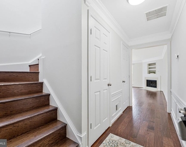 21799 Baldwin Square - Photo Thumbnail 4