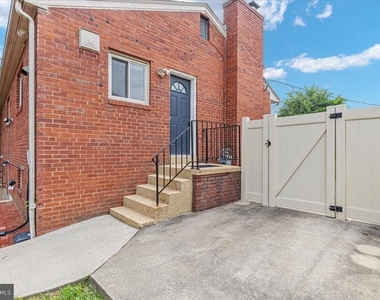 6630 S Kings Highway - Photo Thumbnail 18