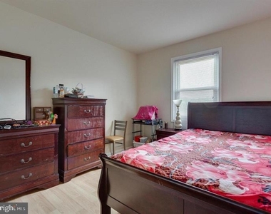 9902 Lakepointe Drive - Photo Thumbnail 16