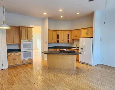 7707 Martin Allen Court - Photo Thumbnail 7