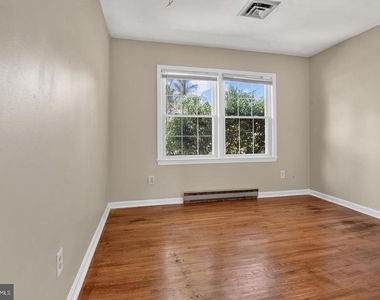 3409 Beverly Drive - Photo Thumbnail 15
