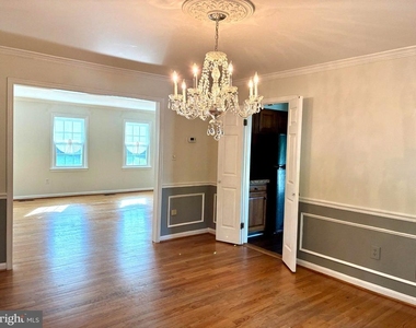 1232 Pine Hill Road - Photo Thumbnail 7