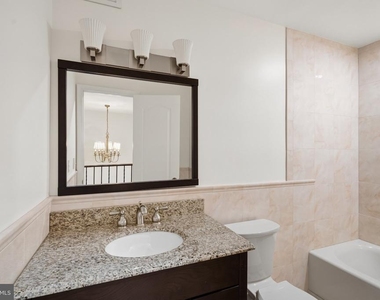 11307 Headlands Court - Photo Thumbnail 13