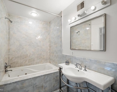 11307 Headlands Court - Photo Thumbnail 21