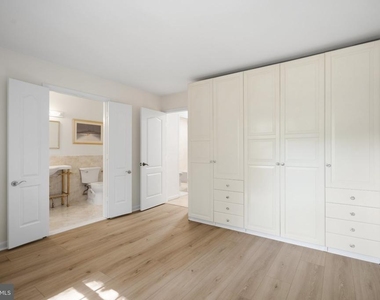 11307 Headlands Court - Photo Thumbnail 20