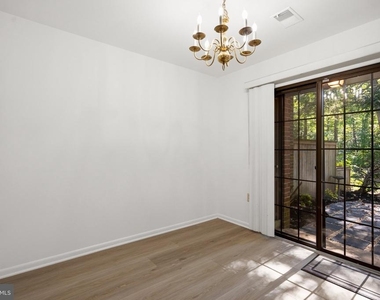11307 Headlands Court - Photo Thumbnail 23