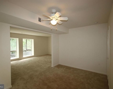 3722 Persimmon Circle - Photo Thumbnail 7