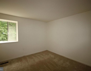 3722 Persimmon Circle - Photo Thumbnail 14