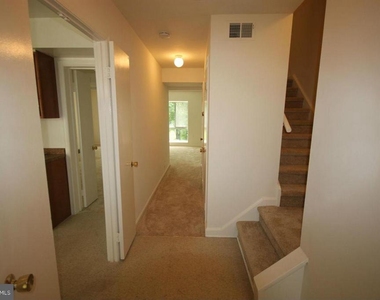 3722 Persimmon Circle - Photo Thumbnail 2