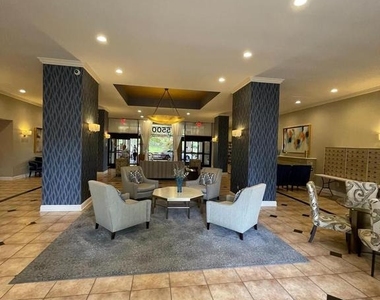 5500 Holmes Run Parkway - Photo Thumbnail 36