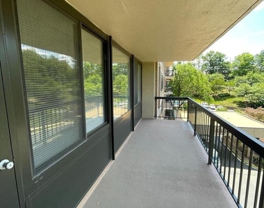5500 Holmes Run Parkway - Photo Thumbnail 17