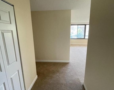 5500 Holmes Run Parkway - Photo Thumbnail 15