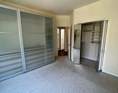 301 S Reynolds Street - Photo Thumbnail 11