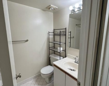 301 S Reynolds Street - Photo Thumbnail 12
