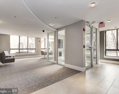 1200 N Hartford Street N - Photo Thumbnail 19