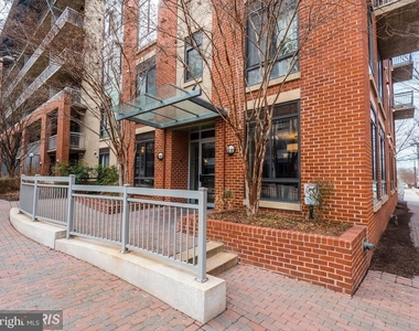 1200 N Hartford Street N - Photo Thumbnail 1