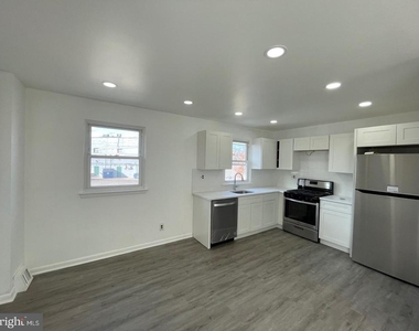 803 Lawler Street - Photo Thumbnail 4