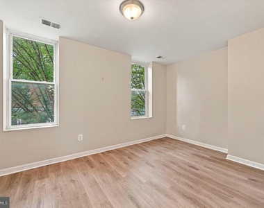 2261 N Park Avenue - Photo Thumbnail 11