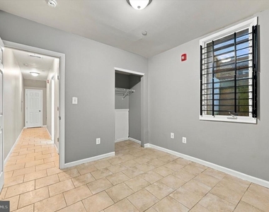 2261 N Park Avenue - Photo Thumbnail 18