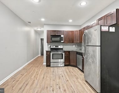 2261 N Park Avenue - Photo Thumbnail 12
