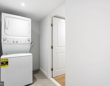 709 S 19th Street - Photo Thumbnail 9