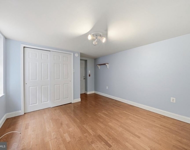 625 Catharine Street - Photo Thumbnail 9