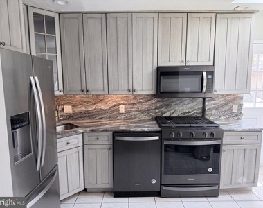831 Hamel Avenue - Photo Thumbnail 1