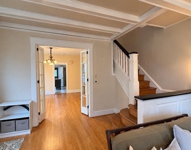 557 Hamilton Street - Photo Thumbnail 2