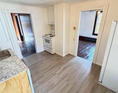 6 Fern Ave - Photo Thumbnail 13