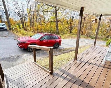 6 Fern Ave - Photo Thumbnail 5