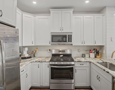 134 Fleet Court - Photo Thumbnail 13
