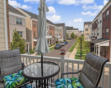 134 Fleet Court - Photo Thumbnail 26