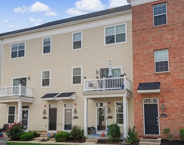 134 Fleet Court - Photo Thumbnail 2