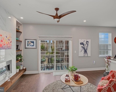 134 Fleet Court - Photo Thumbnail 5