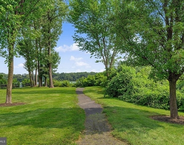 134 Fleet Court - Photo Thumbnail 41
