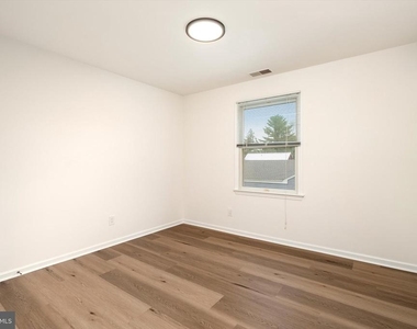 23 Brookside Avenue - Photo Thumbnail 17