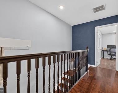 49 Chatham Court - Photo Thumbnail 11