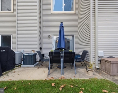 49 Chatham Court - Photo Thumbnail 20