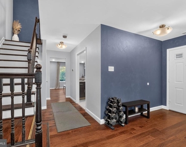 49 Chatham Court - Photo Thumbnail 5