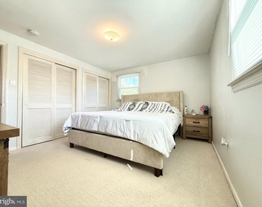 237 5th Avenue W - Photo Thumbnail 19