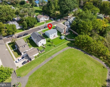 406 Memorial Avenue - Photo Thumbnail 19
